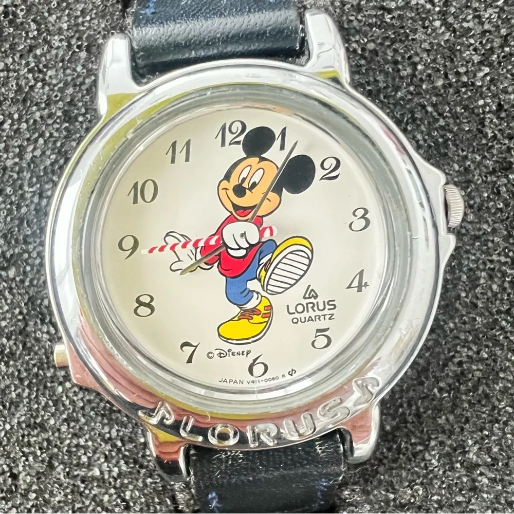 Disney musical Mickey Mouse 75th anniversary watch and tin NEW BATTERY